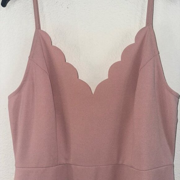 SOCIALITE ‎ laser cut scallop bodycon - Picture 7 of 7